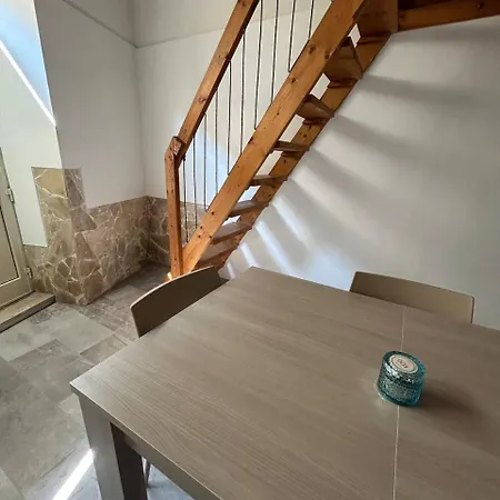 La Casa Di モーディカ